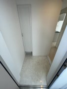 ラヴィン  玄関