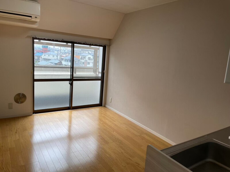 エクレール白金 リビング