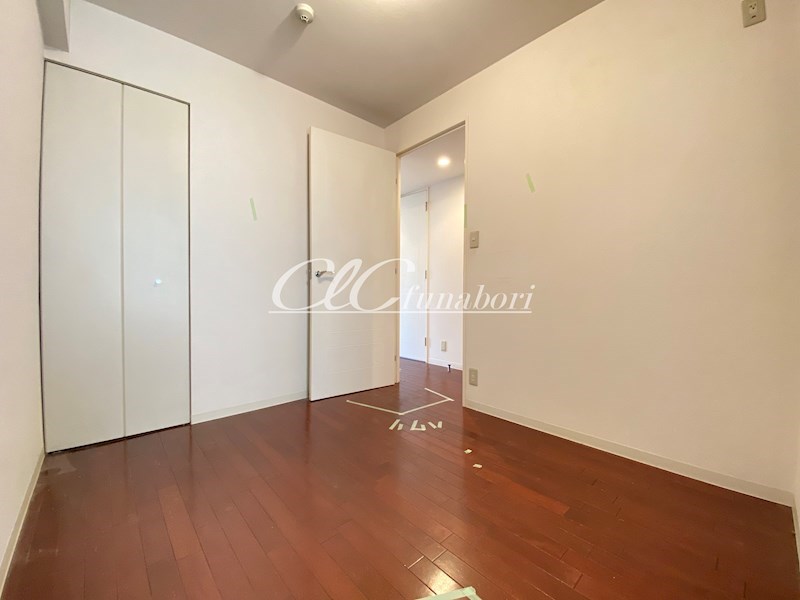 LANAI TOWN RENAISSANCE GRAND HIGHRISE ベッドルーム