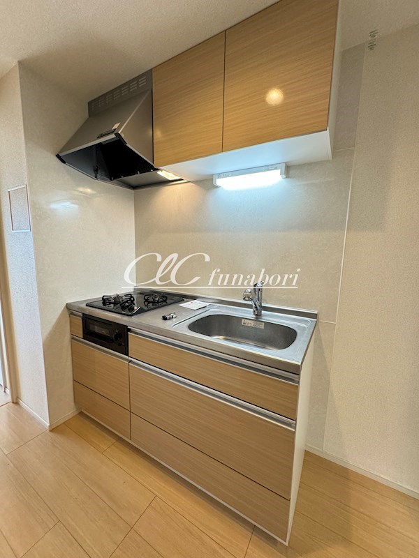 ホワイトマーベル キッチン