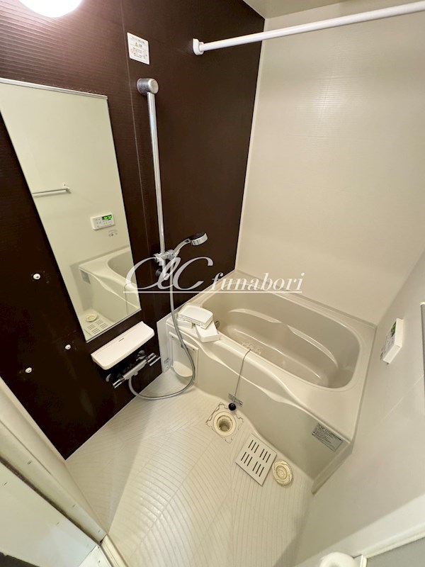 ホワイトマーベル 風呂画像