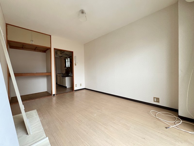 清水マンション ベッドルーム