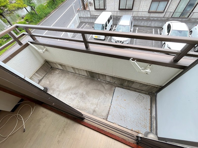 清水マンション ベランダ