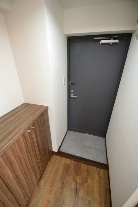 ESJプレイス 玄関