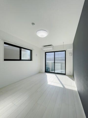 LIVE REST SHINOZAKI232 リビング