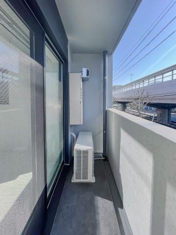 LIVE REST SHINOZAKI232 ベランダ