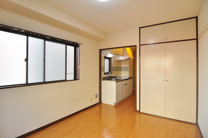 フジビル リビング