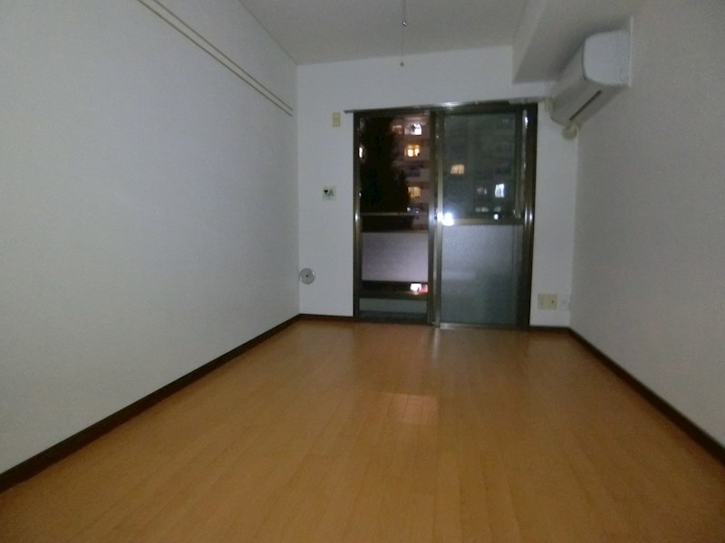 フジビル ベッドルーム