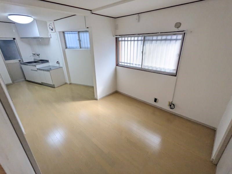 鷲澤方貸家 リビング