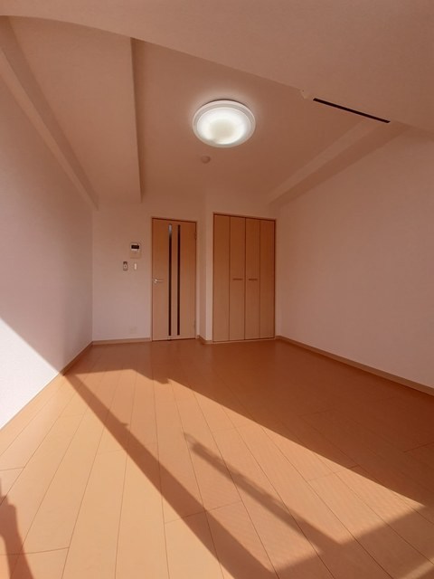 ＡＱＵＡ　ＧＡＲＤＥＮ今戸  リビング