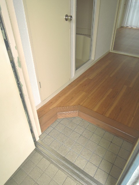 Y&amp;rsquo;ｓマンション 玄関