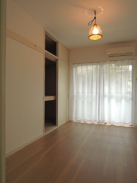 Y&amp;rsquo;ｓマンション リビング