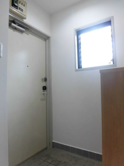 Y&amp;rsquo;ｓマンション 玄関