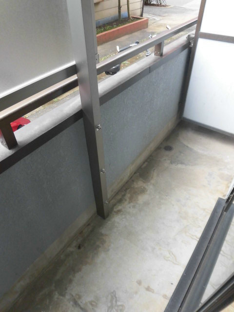 Y&amp;rsquo;ｓマンション ベランダ