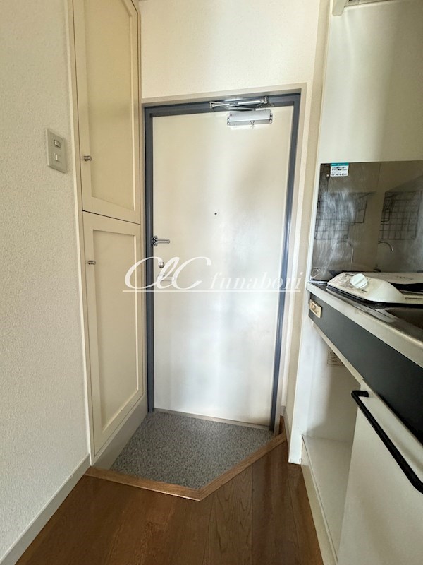 ピエテ瑞江 玄関