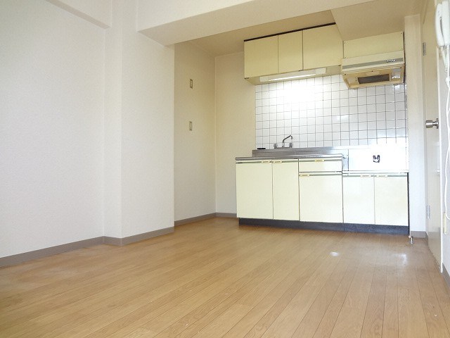 ＴＭビル リビング