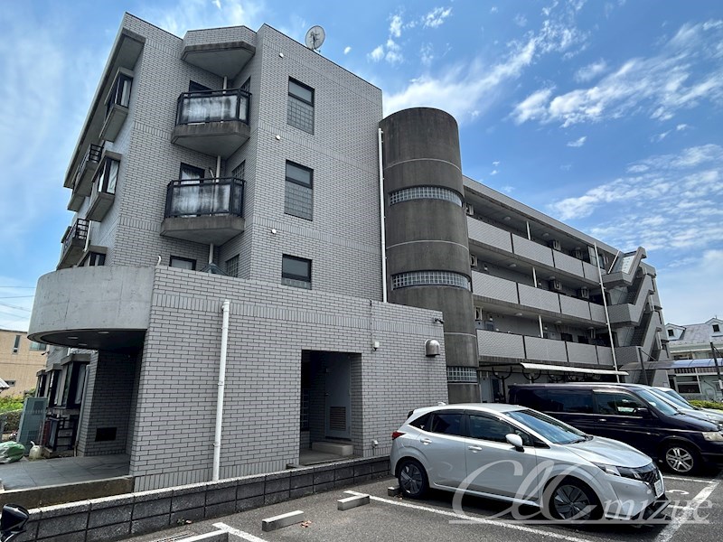 アベニール 外観写真