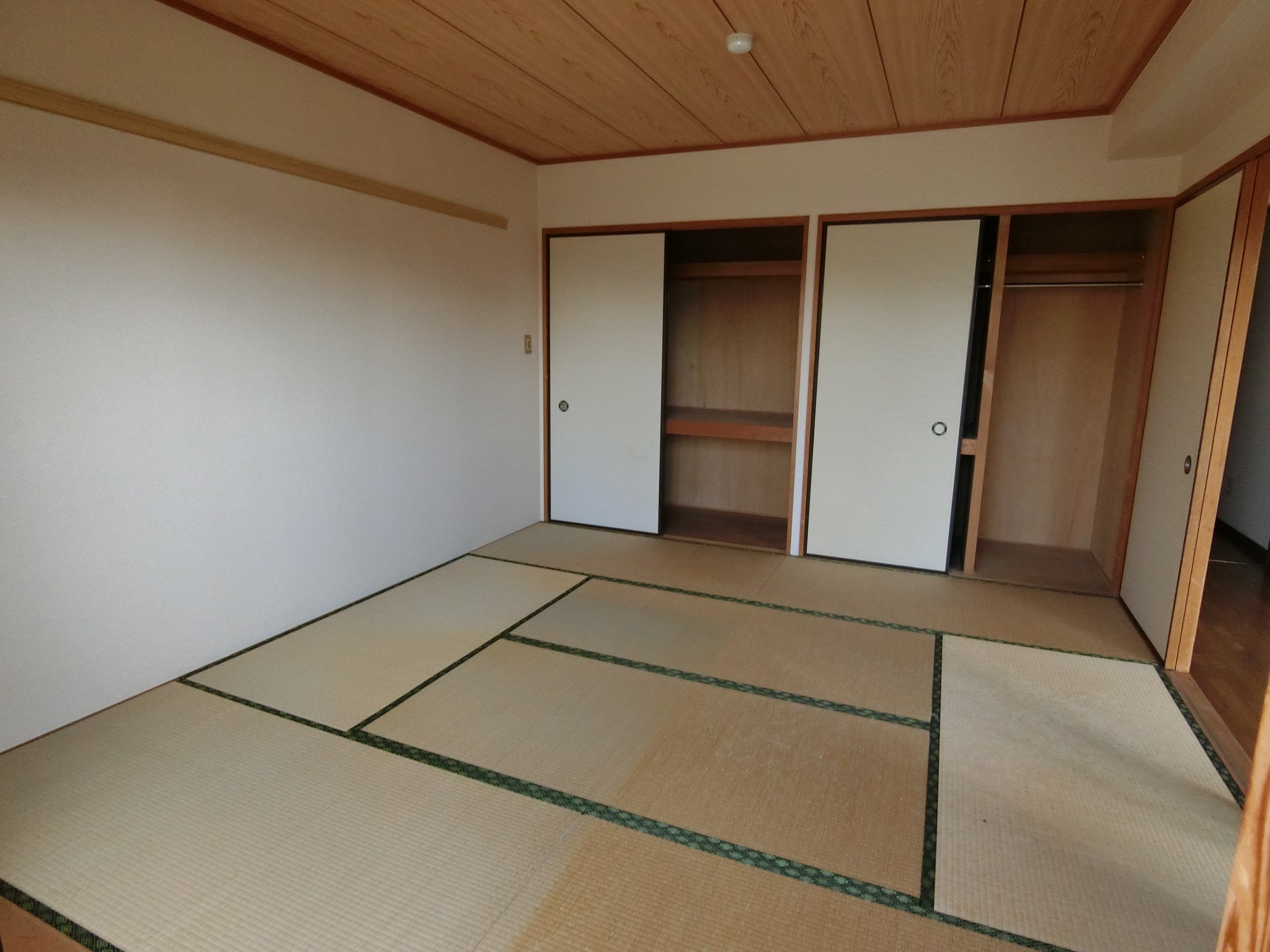 アベニール ベッドルーム