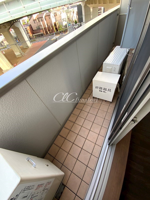 ハイネスメゾン成輪 ベランダ