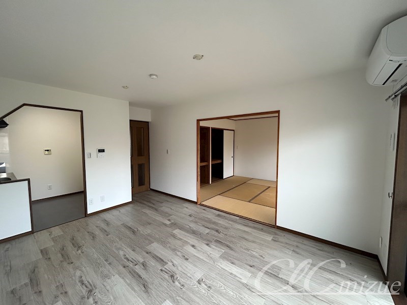 アベニール リビング