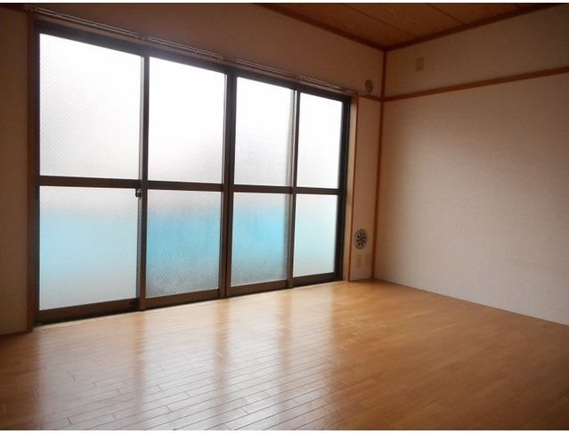 ブルーハイム リビング