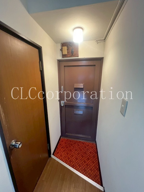 サニーハイツ東上野 玄関