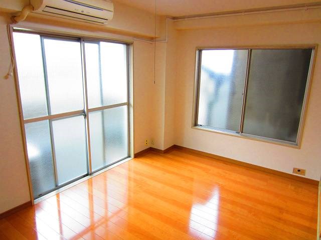 高畑マンション   リビング