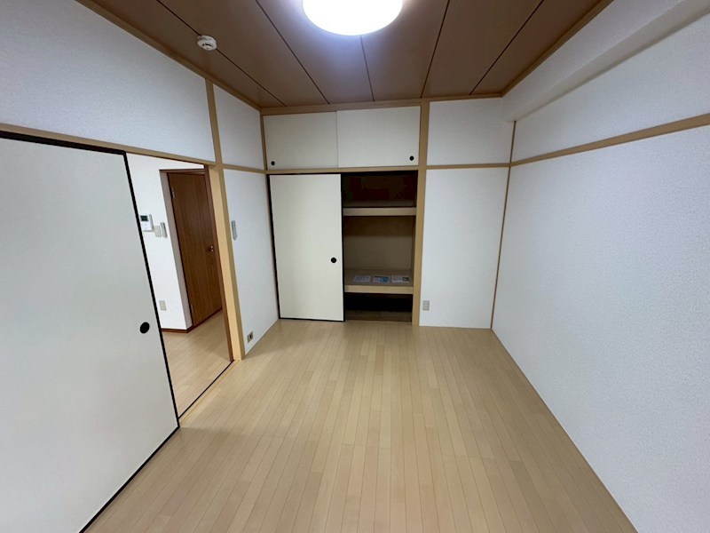 ニューサカエコーポ ベッドルーム