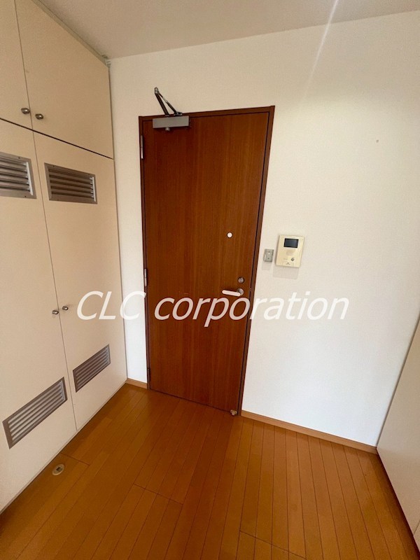 MKフィオーレⅡ 玄関