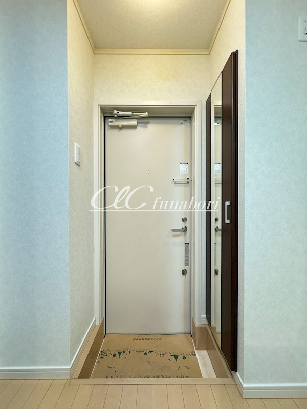 Ｌｅ　ｐｒｅｍｉｅｒ　Ｈｏｕｅｉ 玄関