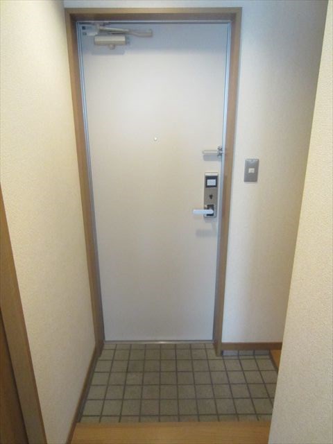 ボアキャトル王子 玄関