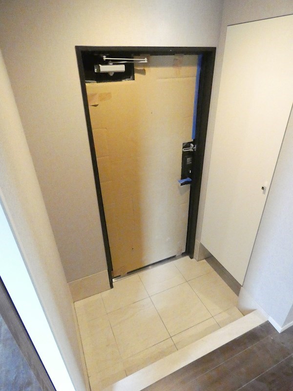 ティアラグレイス両国タワー 玄関