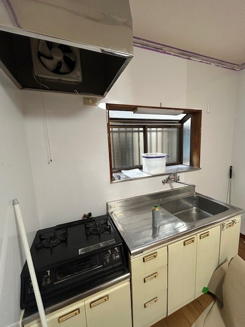 欠真間戸建 キッチン