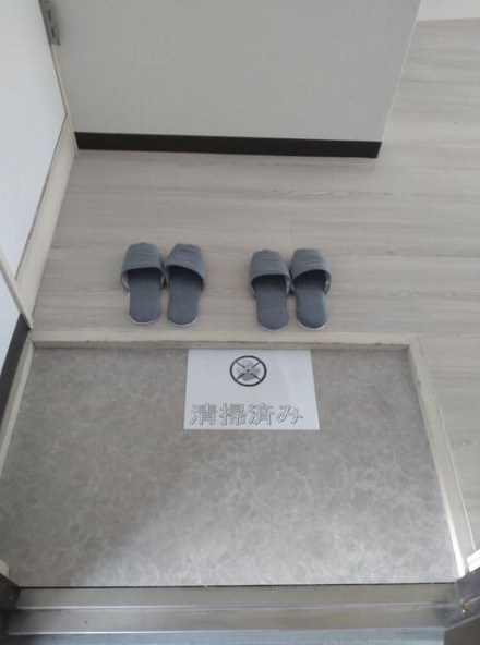 グランドールピア 玄関