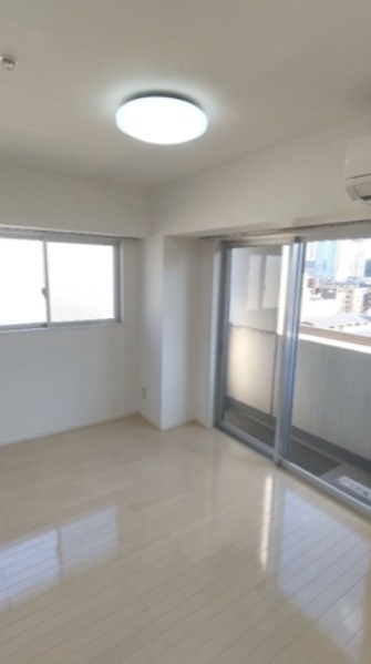 レジディア月島Ⅲ  リビング