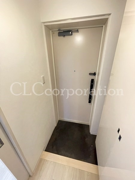 カラクムアチェリア 玄関