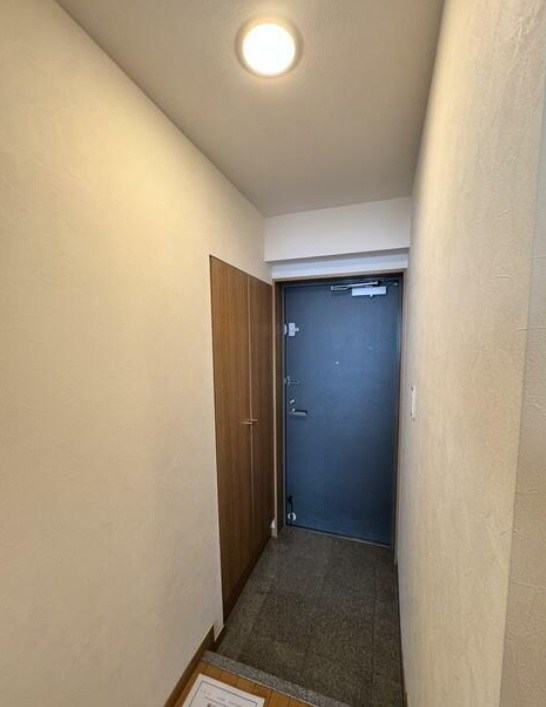 ニューハイツ新神楽坂 玄関