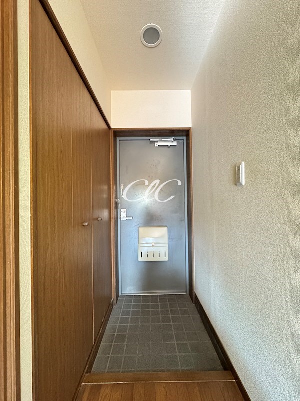 アベニール 玄関