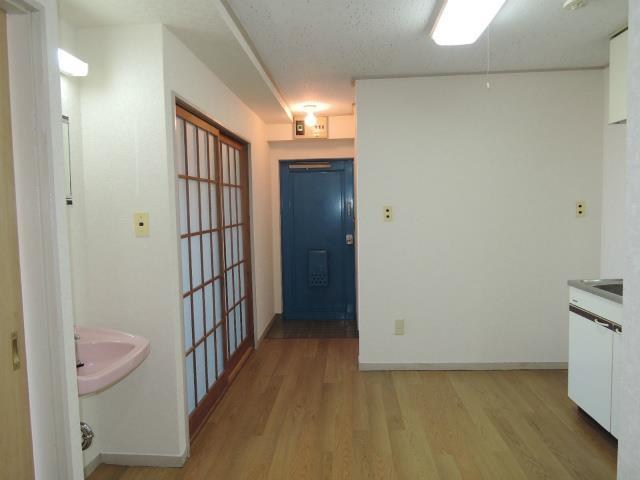 コートアオイ リビング