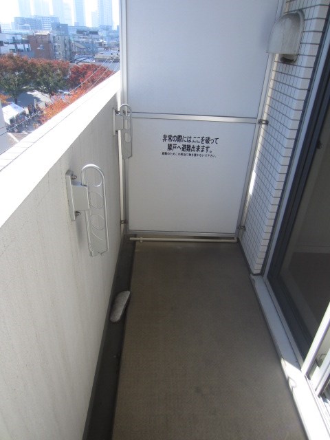 Ｓ－ＦＯＲＴ潮見  ベランダ