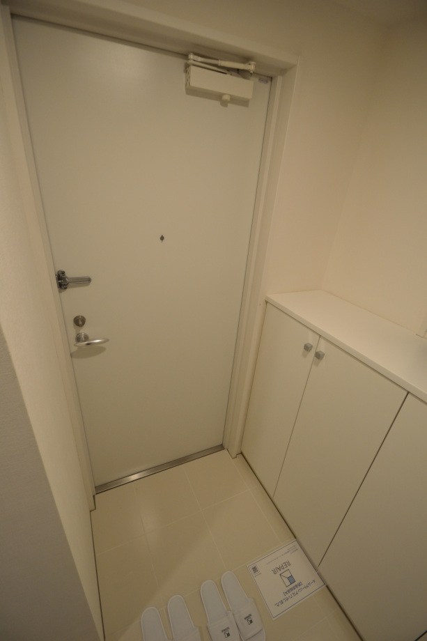 ALERO Yushima-North 玄関