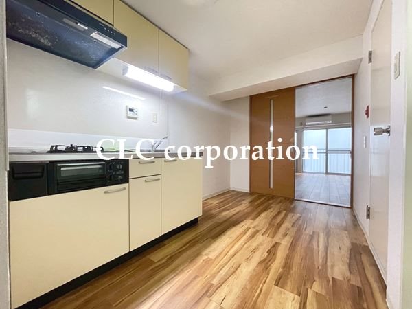 田辺コーポ リビング