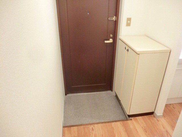 サンハイツ山田 玄関