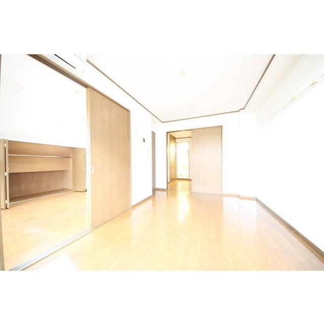 カーサ　スズキ リビング