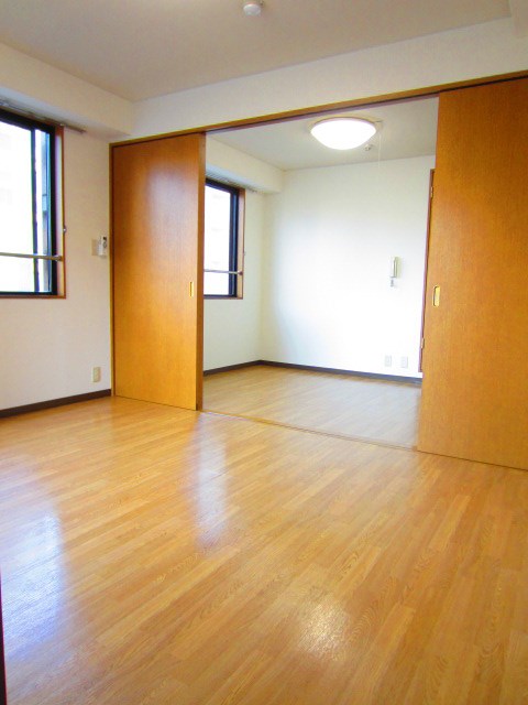 パークサイド丸山  ベッドルーム