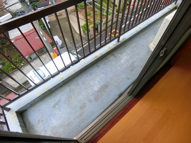 三恵ビル ベランダ