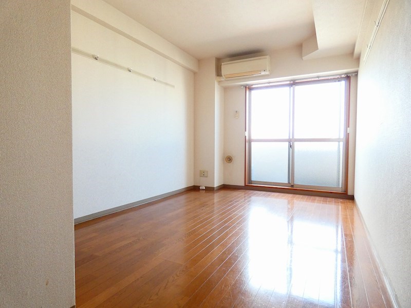 スプリングライト  ベッドルーム