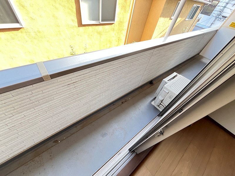 ロシェ　ルミエール　パレ ベランダ