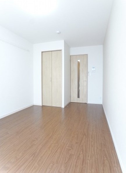 リブリ・YAMATO ベッドルーム