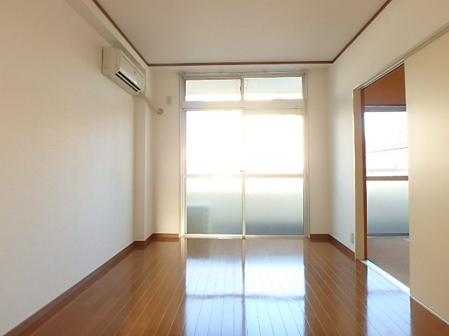 市川第２マンション ベッドルーム